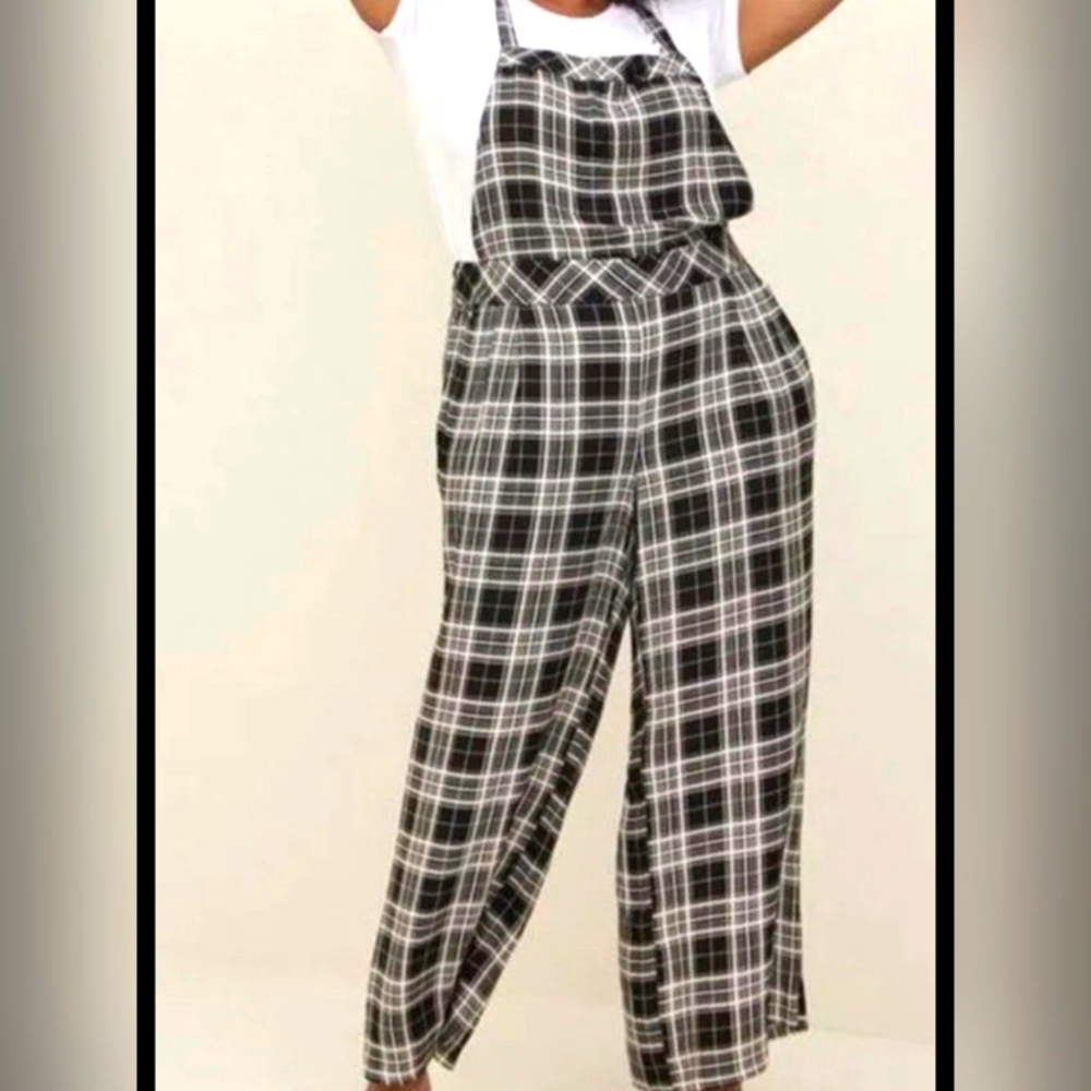 Torrid Wide Leg Stretch Crepe Jumper Black & White Plaid Overalls